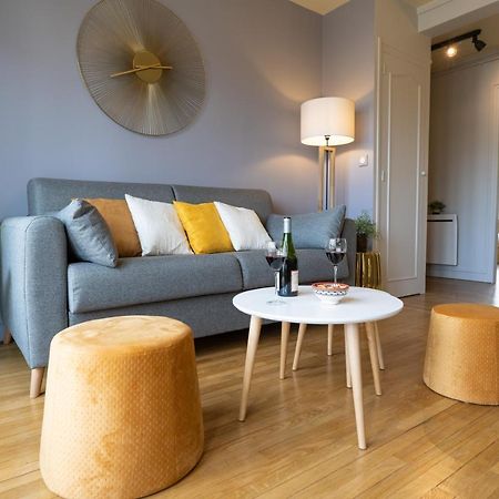 Tours Centre - Proche Gare - Parking Velo - Balcon - Arrivee Autonome Apartment Luaran gambar