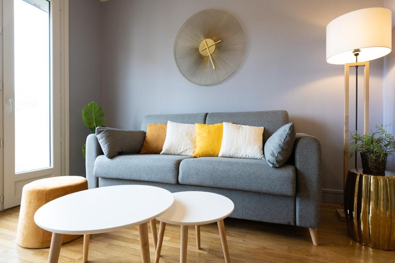 Tours Centre - Proche Gare - Parking Velo - Balcon - Arrivee Autonome Apartment Luaran gambar