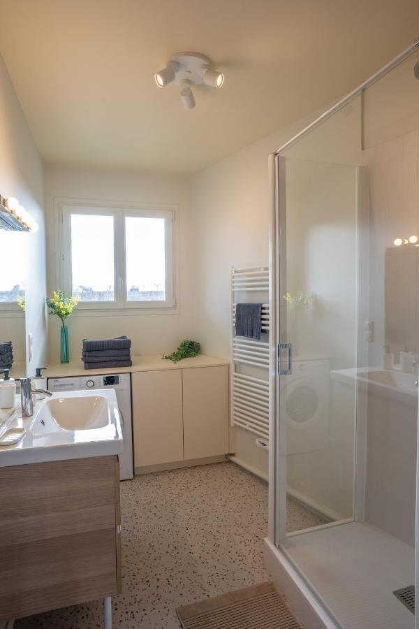Tours Centre - Proche Gare - Parking Velo - Balcon - Arrivee Autonome Apartment Luaran gambar