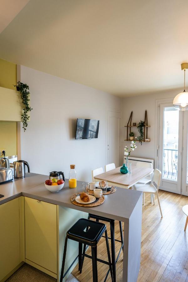 Tours Centre - Proche Gare - Parking Velo - Balcon - Arrivee Autonome Apartment Luaran gambar
